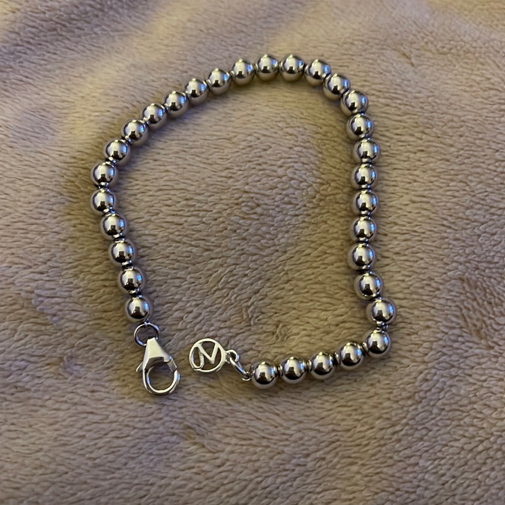*LIKE NEW* Sterling Silver - Mejuri Metallic Sphere Bracelet (6 INCHES)